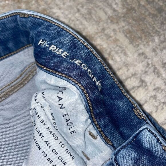 🚨 3 for $25 - AEO Super Stretch High Rise Distressed Jegging - Picture 8 of 10